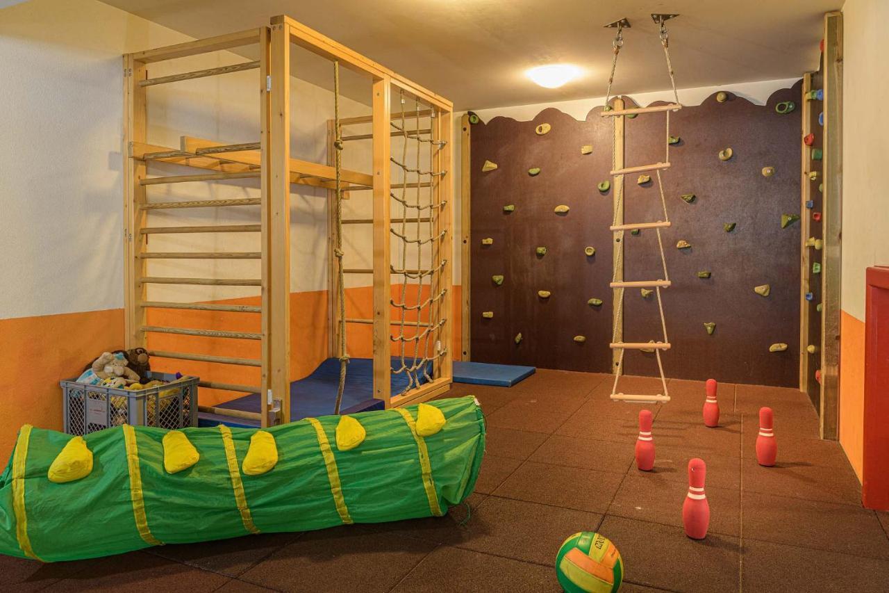 Alpenparks Apartment & Ferienresort Rehrenberg Viehhofen Luaran gambar