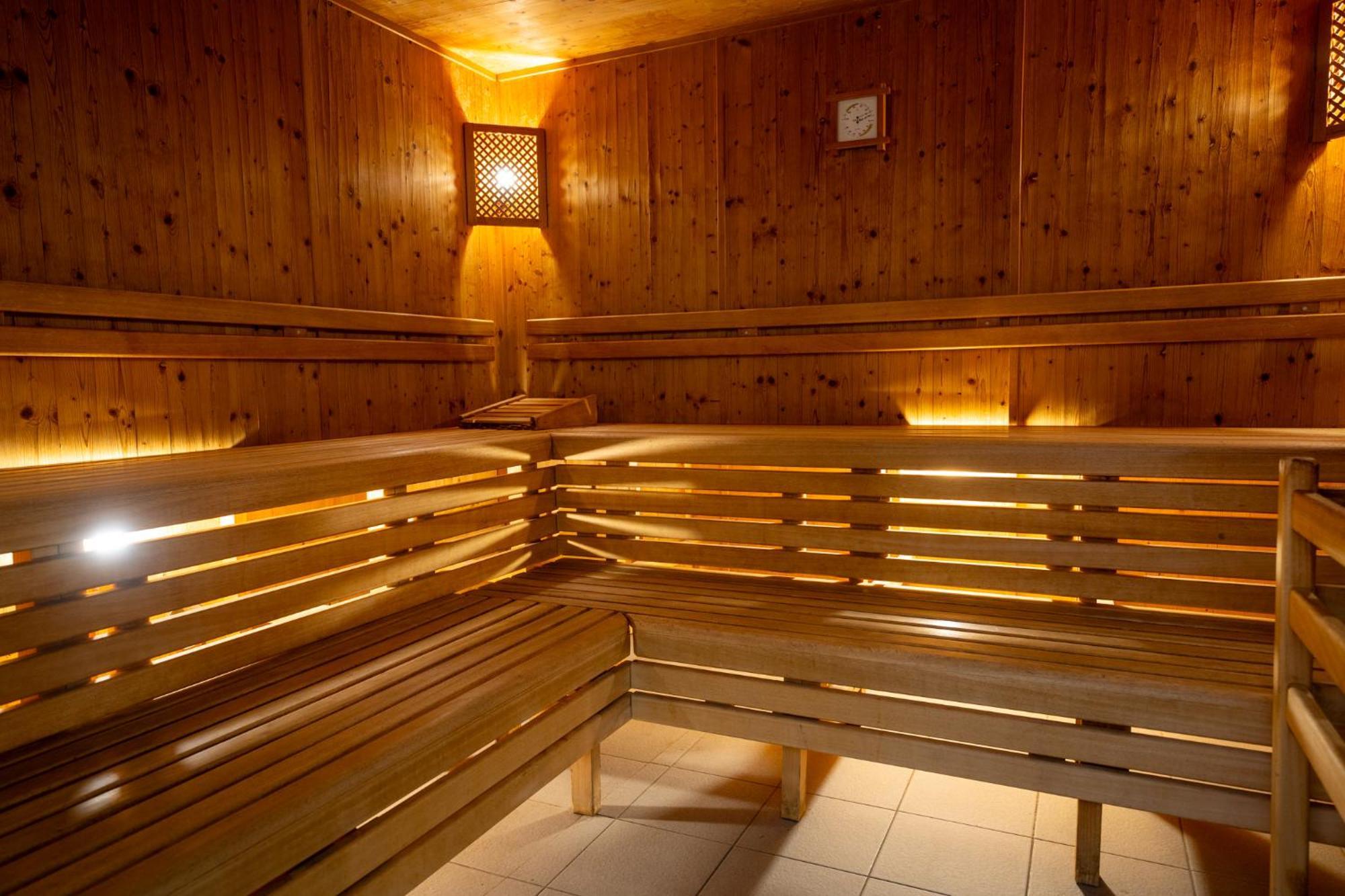 Alpenparks Apartment & Ferienresort Rehrenberg Viehhofen Luaran gambar